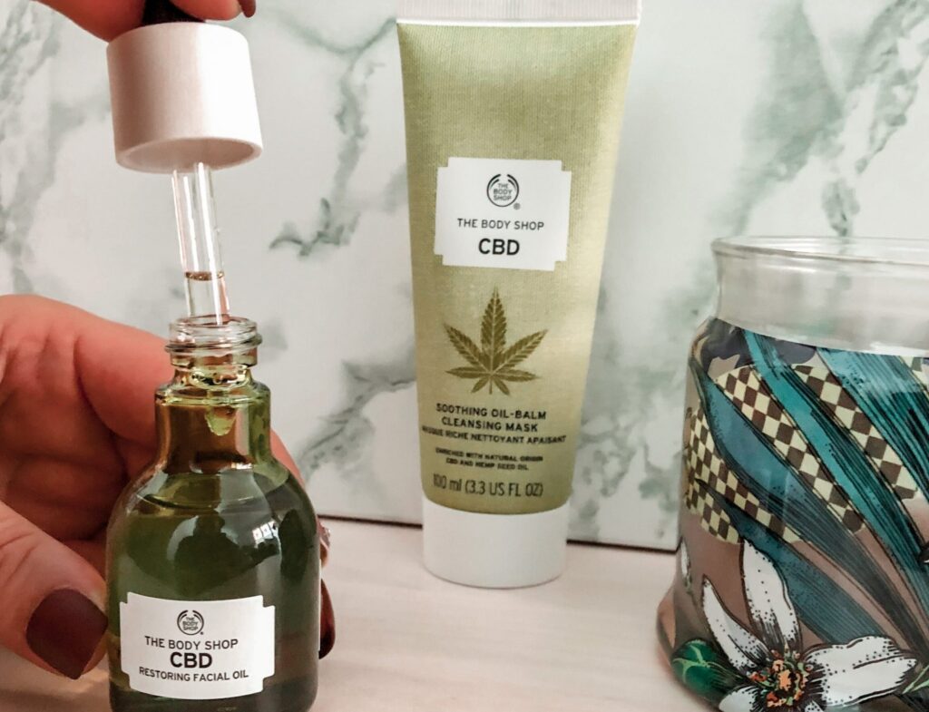 La crème CBD visage : un soin révolutionnaire ?