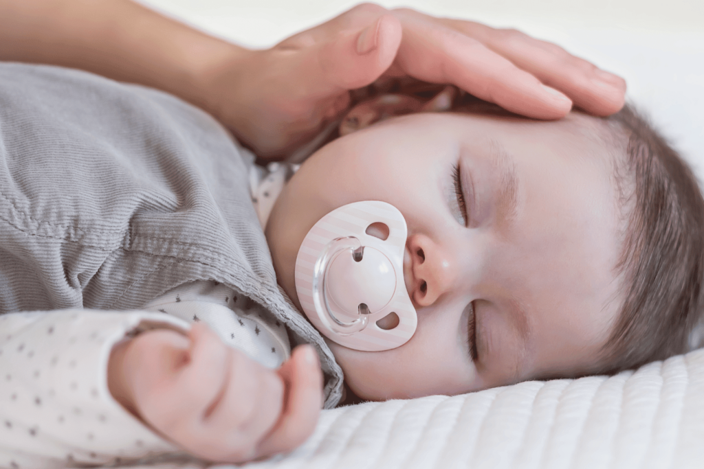 Améliorer le sommeil à 12 mois : astuces pour combattre la régression